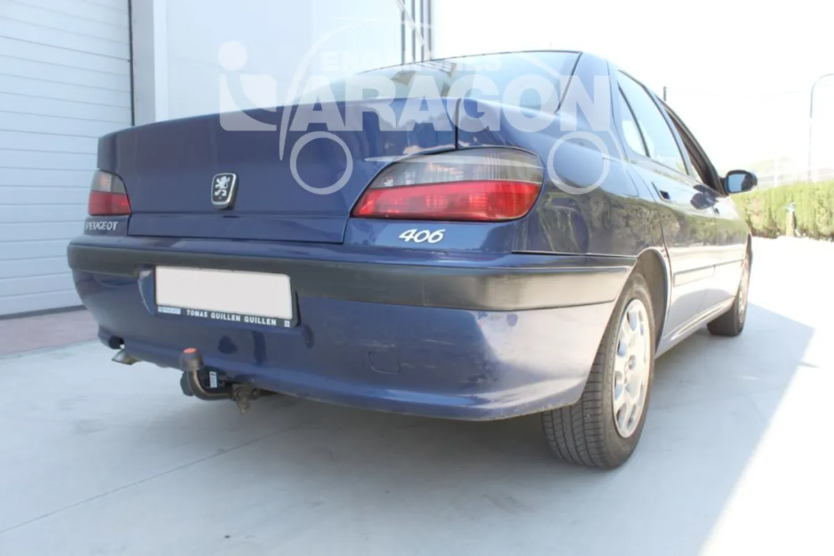 Фаркоп Aragon для Peugeot 406 1995-2004 E4717AA в 