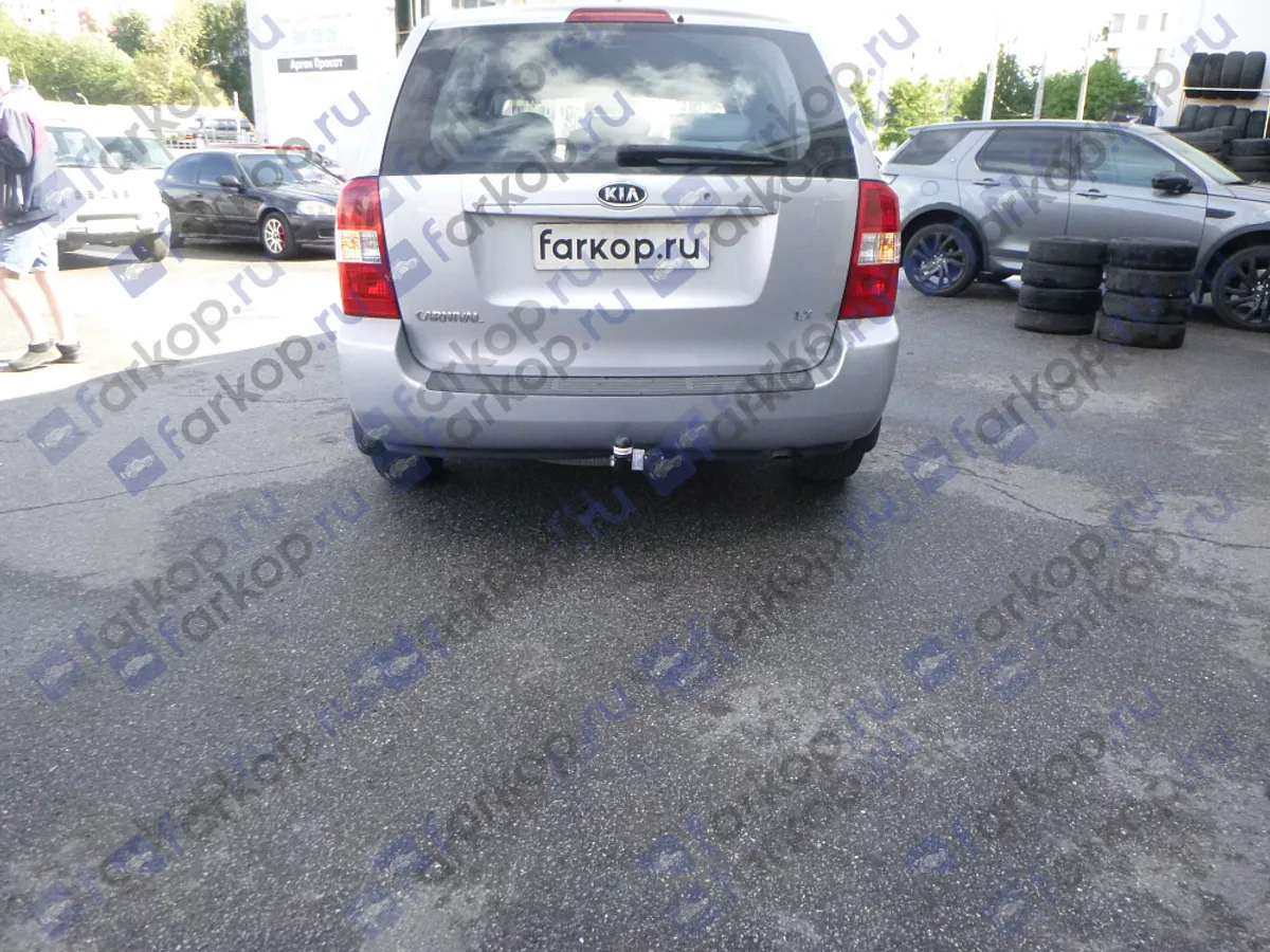 Фаркоп Oris для Kia Carnival 2006-2014 6738-A в 