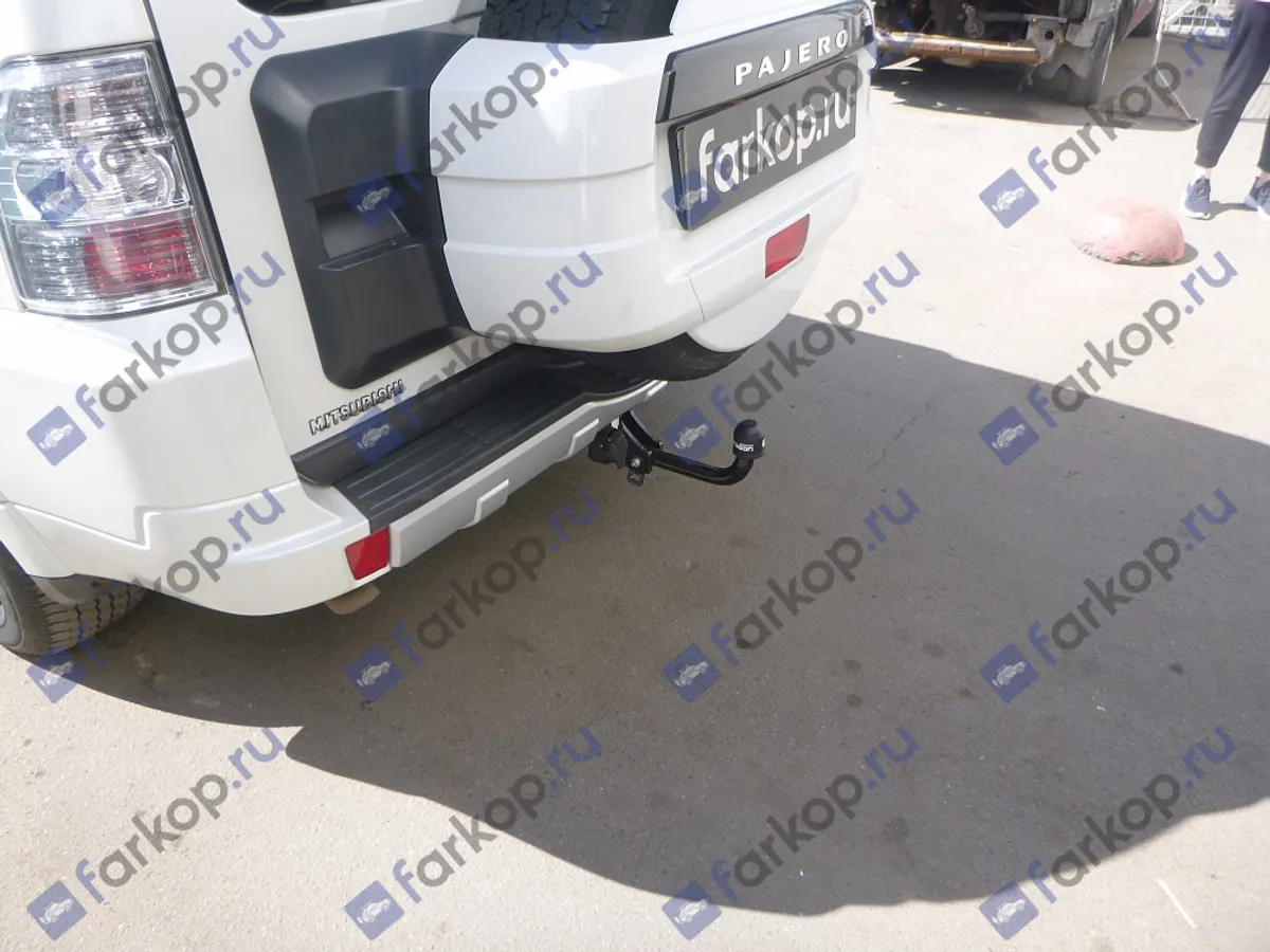 Фаркоп Aragon для Mitsubishi Pajero (5 дв) BK 2007- E4200EA в 