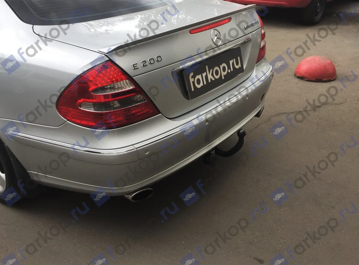 Фаркоп Imiola для Mercedes E-class (седан) 2002-2009 M.027 в 