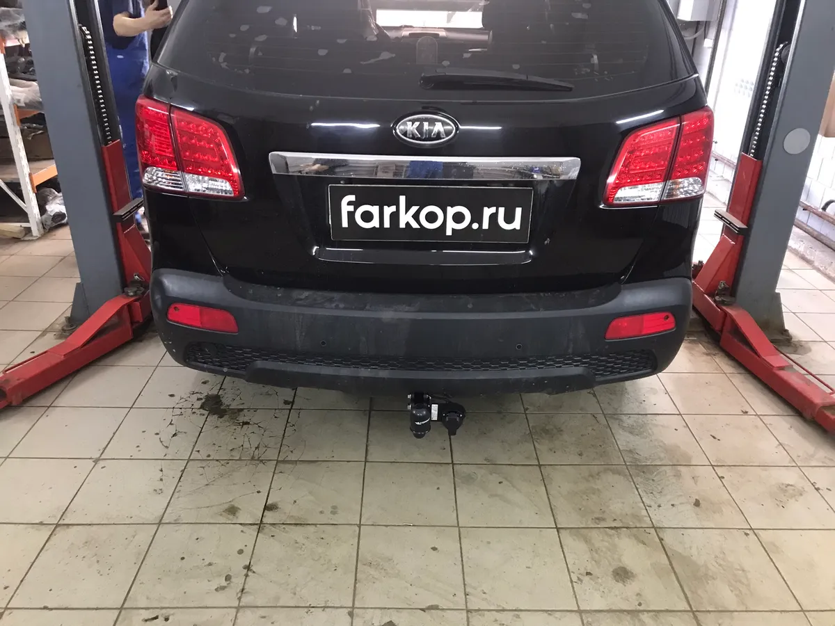 Фаркоп Steinhof для Kia Sorento 2009-2012 K-016 в 