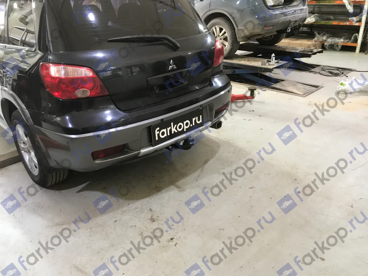 Фаркоп Oris для Mitsubishi Outlander 2003-2007 4152-A в 