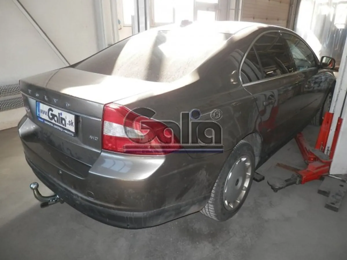 Фаркоп Galia для Volvo S80 2006-2010 V079C в 