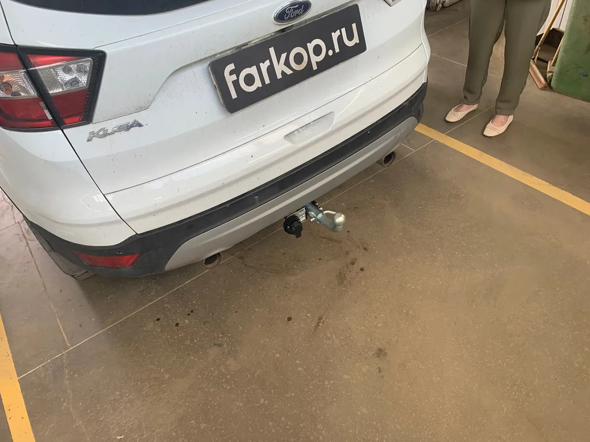 Фаркоп Лидер Плюс для Ford Kuga 2013-2019 F120-BA в Санкт-Петербург Фаркоп Лидер Плюс для Ford Kuga 2013-2019 F120-BA в Санкт-Петербург