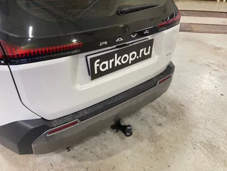 Фаркоп Berg для Toyota RAV4 2025- F.5717.002 в Санкт-Петербург