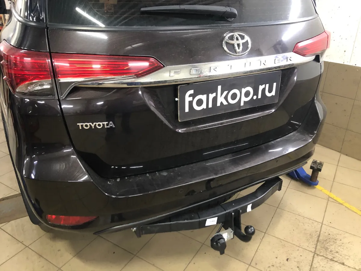 Фаркоп Трейлер для Toyota Fortuner 2017- Арт. 7870 7870 в Санкт-Петербург