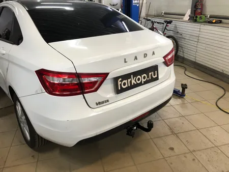 Фаркоп Berg для Lada Vesta (вкл. Cross) 2015-2022 Арт. F.6012.003 F.6012.003 в Санкт-Петербург
