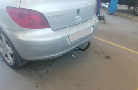 Фаркоп Лидер плюс для Peugeot 307 (хетчбек) 2001-2008 P106-A в Санкт-Петербург