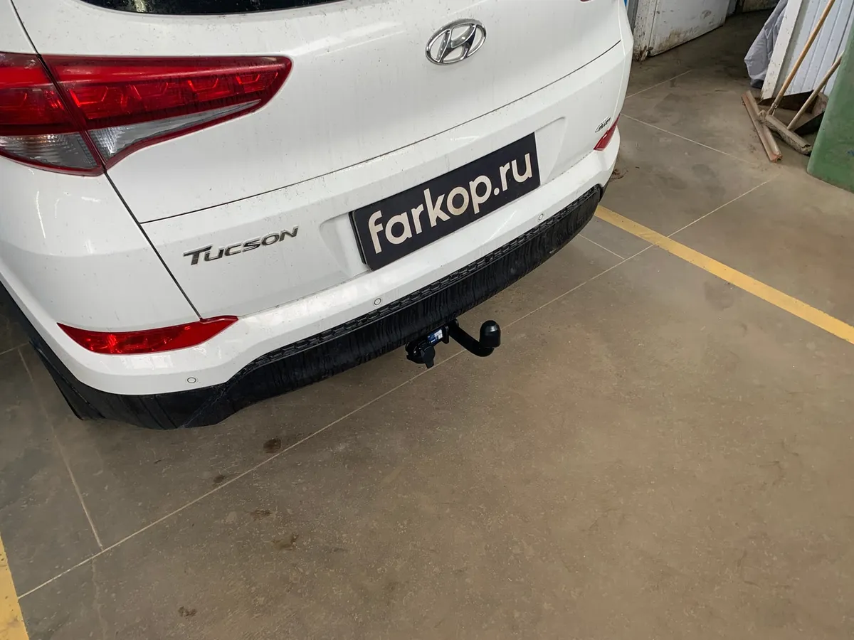 Фаркоп Berg для Hyundai Tucson 2015-2018 F.2811.001 в Санкт-Петербург Фаркоп Berg для Hyundai Tucson 2015-2018 F.2811.001 в Санкт-Петербург
