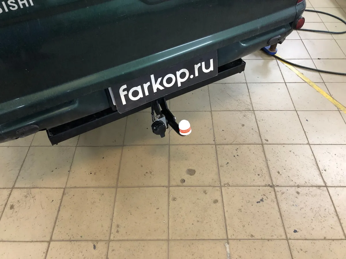 Фаркоп Трейлер для Mitsubishi L200 1996-2006 7115 в Санкт-Петербург