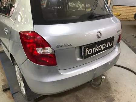 Фаркоп Galia для Skoda Fabia (хетчбек) 2007-2014 S081A в Санкт-Петербург