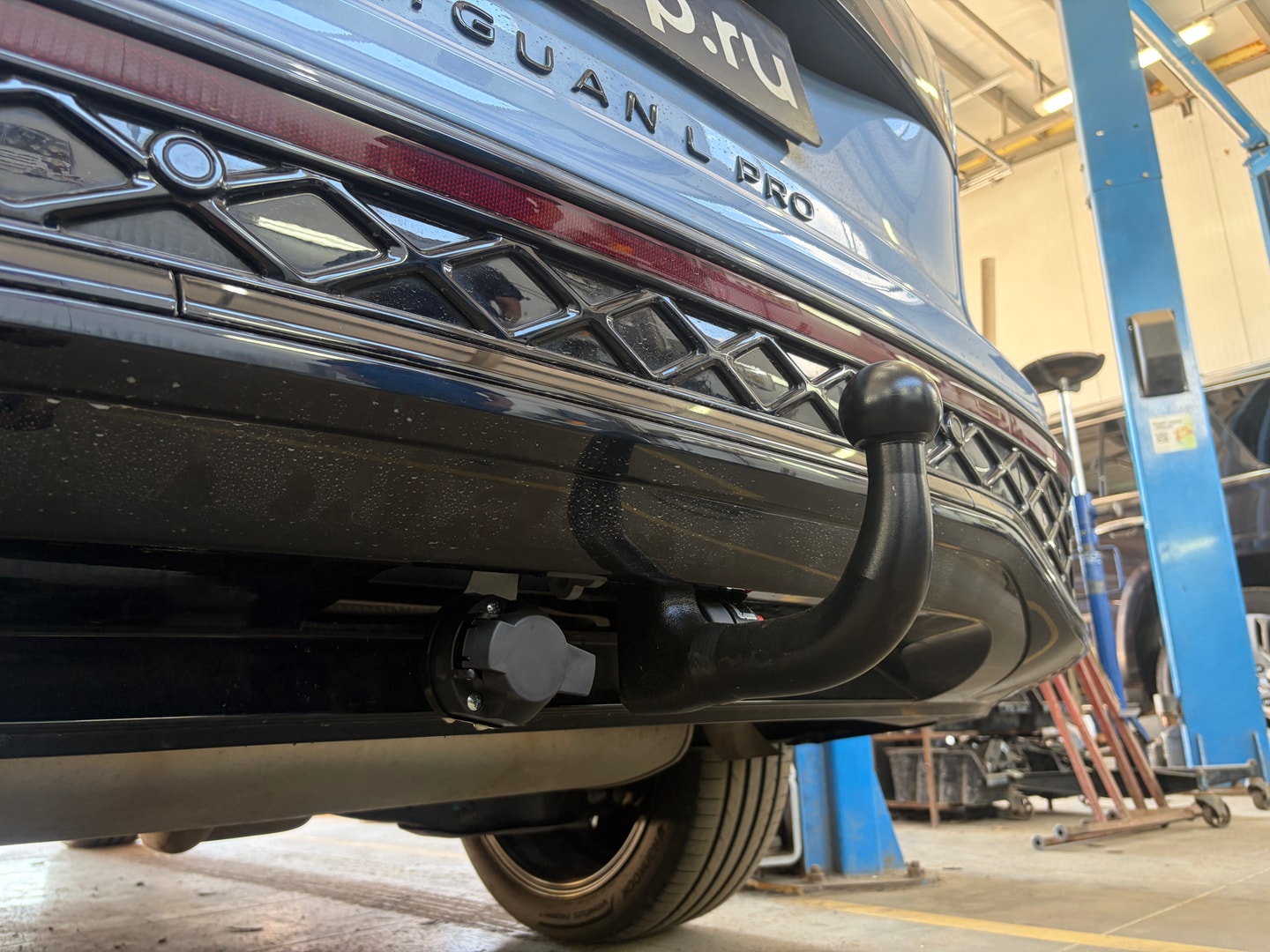 Установили фаркоп Galia для Volkswagen Tiguan L Pro 2024-2026 г. в.