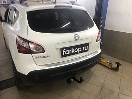 Установили фаркоп Berg для Nissan Qashqai 2006-2013 г.в.