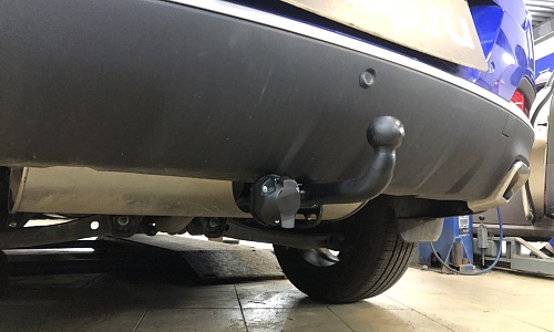 Установили фаркоп Лидер Плюс для Xcite X-Cross 7 2024-2025 г.в.