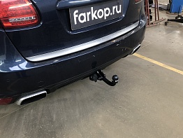 Установили фаркоп Baltex для Porsche Cayenne 2010-2018 г.в.