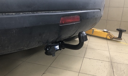 Установили фаркоп Berg для Nissan Qashqai 2006-2013 г.в.