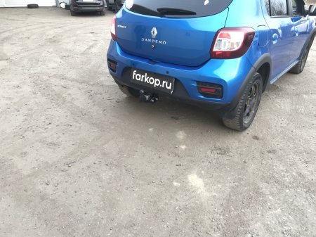 Фаркоп на Renault Sandero Stepway