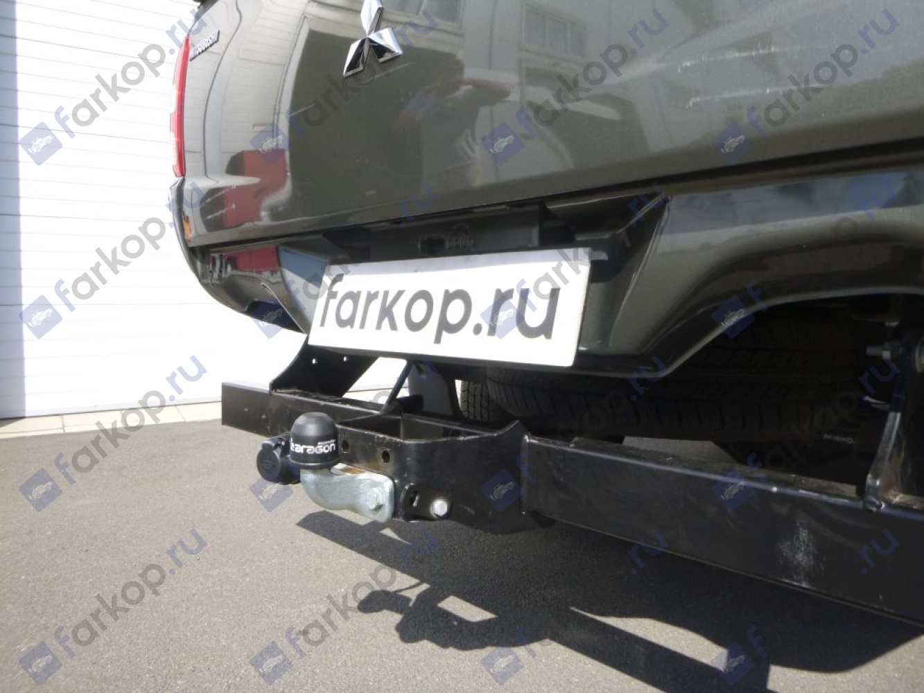 Фаркоп Aragon для Mitsubishi L200 2015-, (без бампера, с отбойным брусом) E4201HC в 