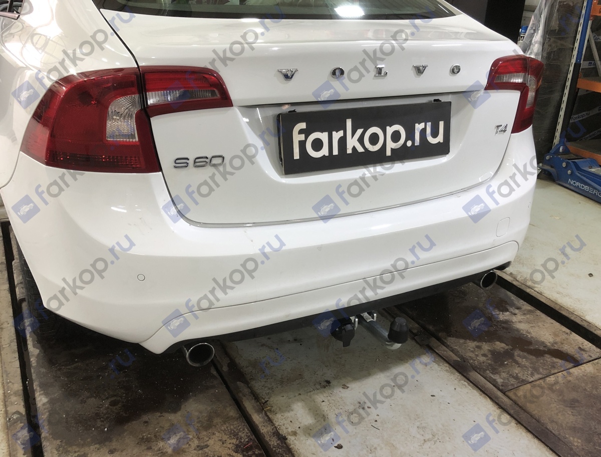 Фаркоп Galia для Volvo S60 2010-2018 V070A в 