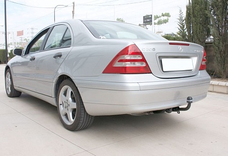 Фаркоп Aragon для Mercedes C-class (W203) 2000-2007 Арт. E4112BA E4112BA в 