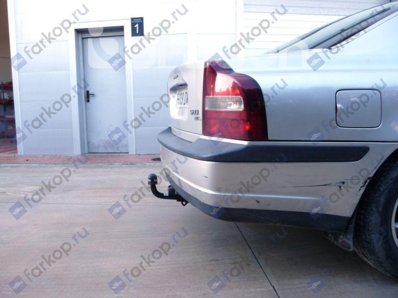 Фаркоп Aragon для Volvo S80 1998-2006 Арт. E6805AA E6805AA в 