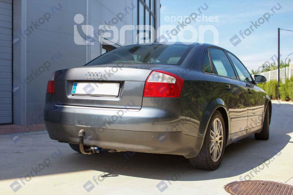 Фаркоп Aragon для Audi A4 2001-2004 E0403BV в 