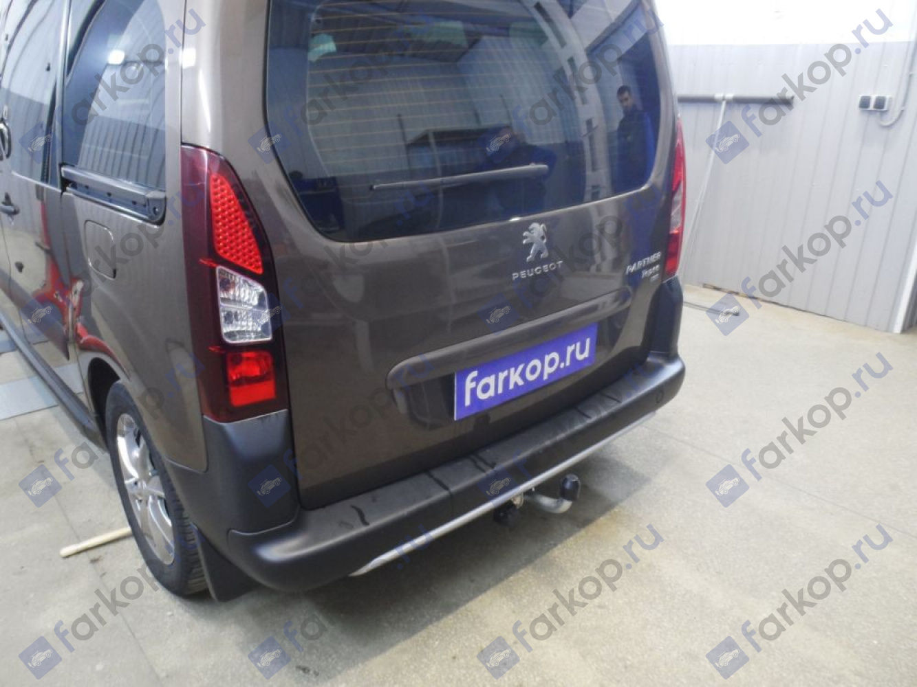 Фаркоп Galia для Peugeot Partner 2008-, (L1) C052A в 